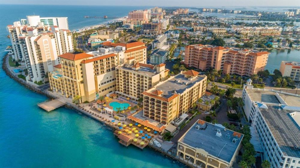 Holiday Inn Hotel & Suites Clearwater Beach